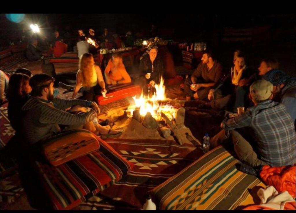 Bedouin Adventure & Tours Hotel Wadi Rum Luaran gambar